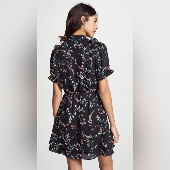 Cupcakes and Cashmere Karolina Floral Mini Dress - Women’s Medium - Picture 2 of 16